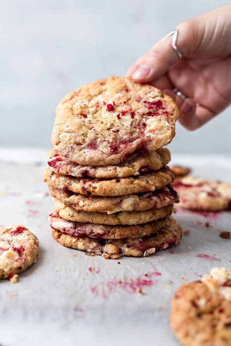 vegan valentines cookies