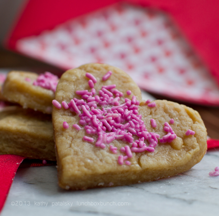 vegan valentines sugar cookies