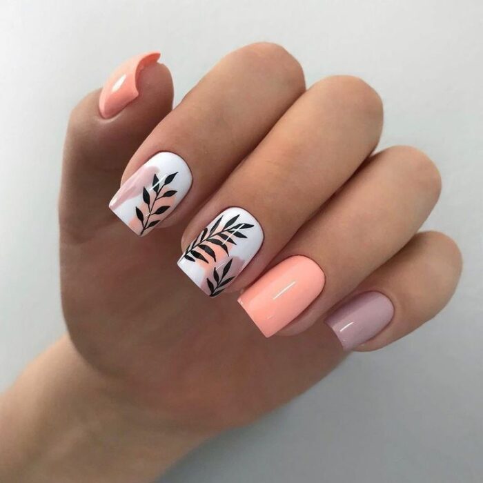 summer nail inspo