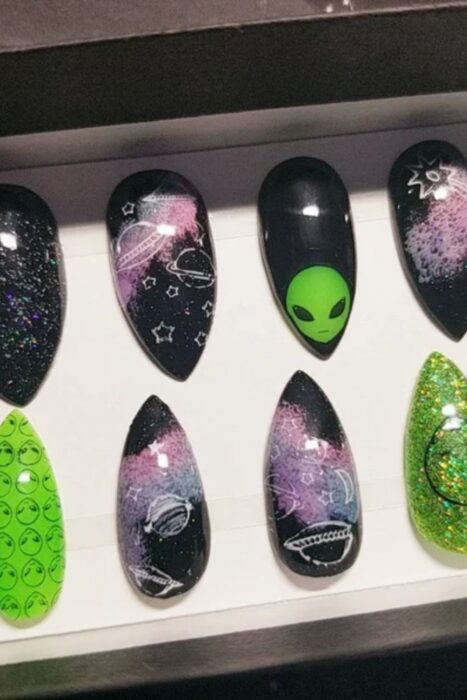 alien nail art