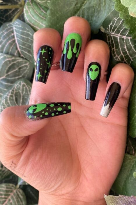 alien nails