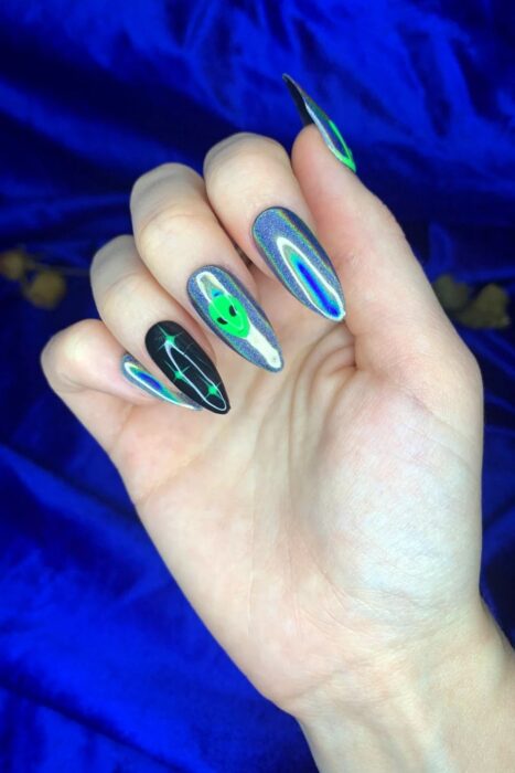 alien nails