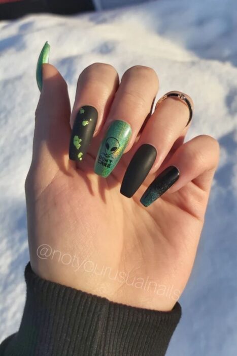 alien nails