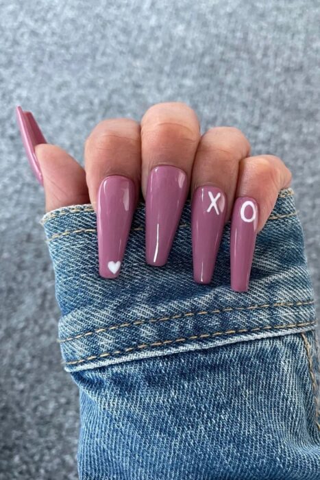 pink nail