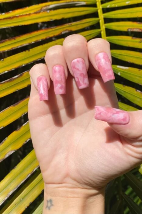 pink nail polish