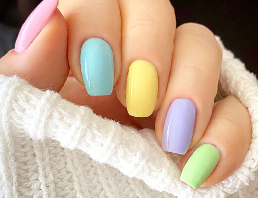 pastel nails