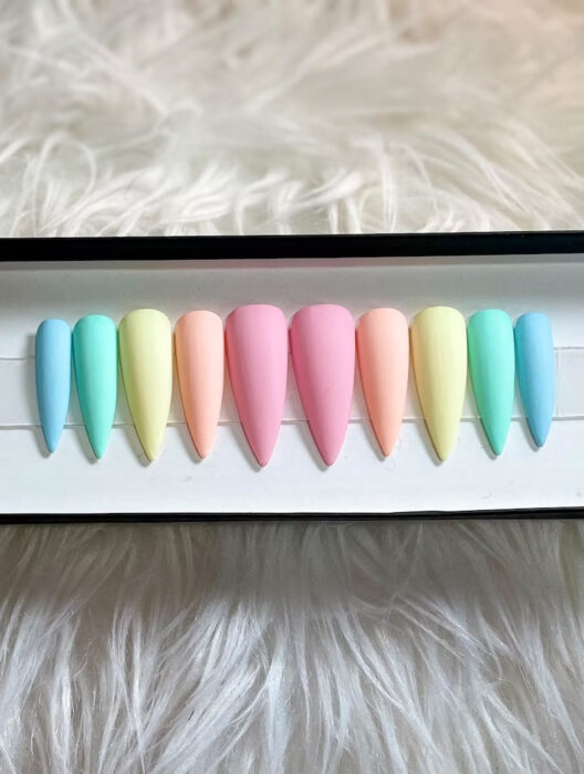 pastel nails